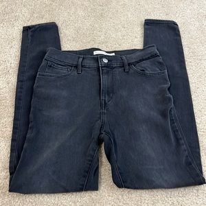 Levi 720 High Rise Super Skinny Jean